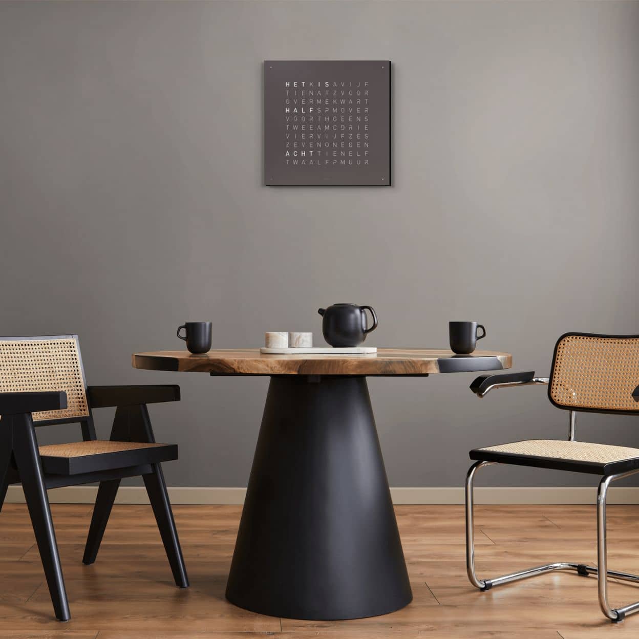 QLOCKTWO Earth 45 - Espresso - Limited Edition @ stArt to Art