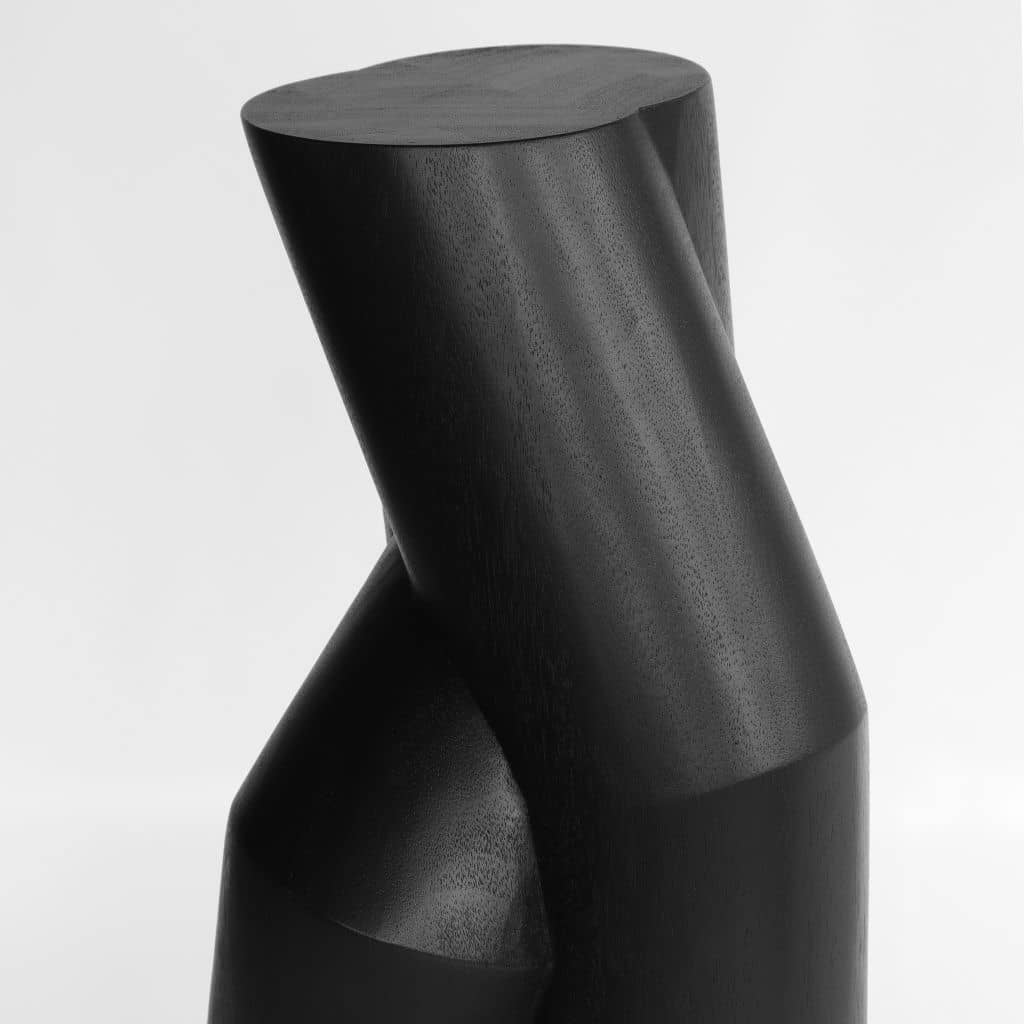 Houten beeld Pipe #5 (50cm) van Absid in Mahonie zwart vernist - Limited edition